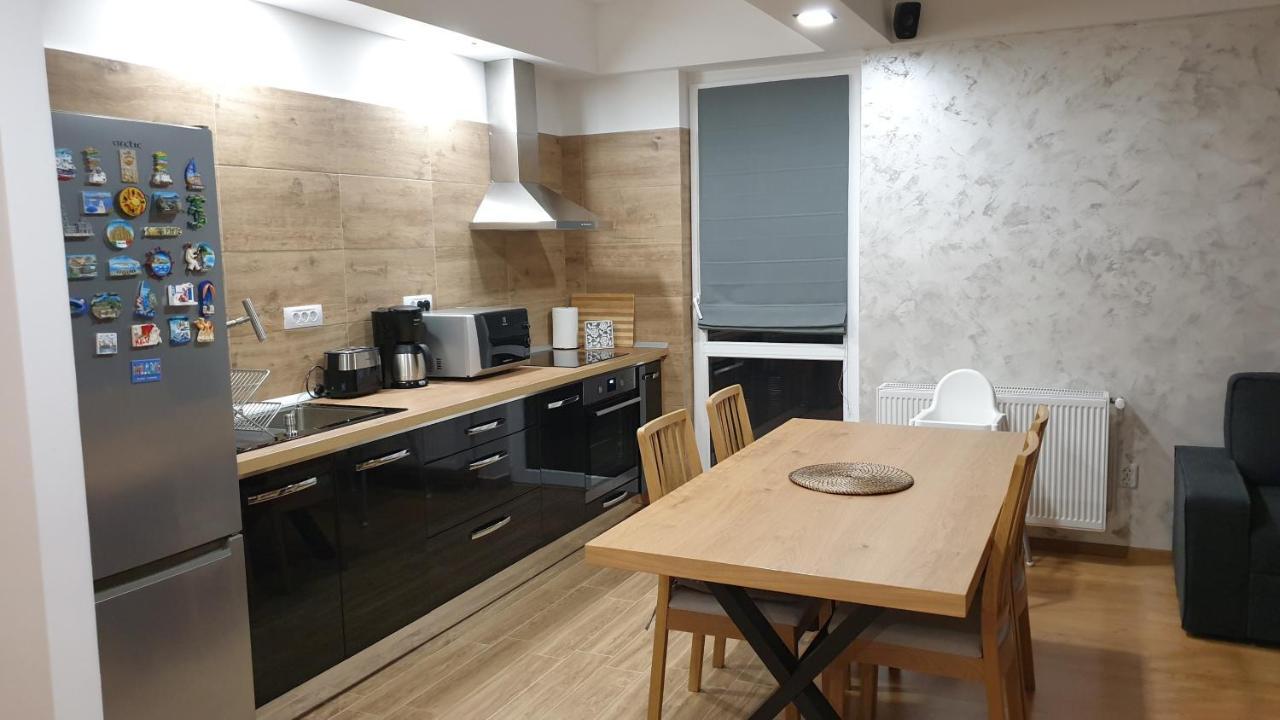 Criss Apartament Sinaia Exterior foto